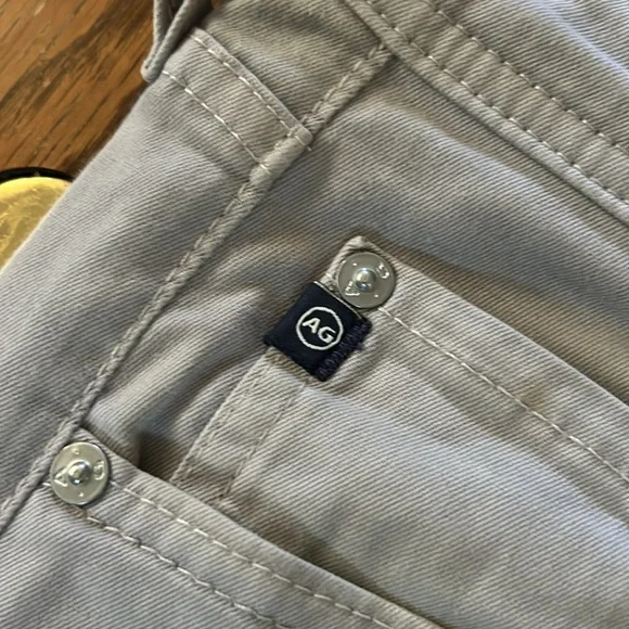 AG Adriano Goldschmied Men's The Matchbox Slim Straight Khaki Jeans Size 32